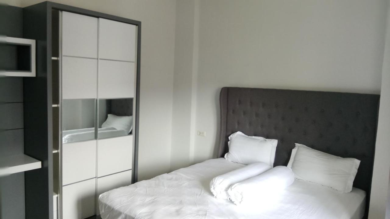 Azalia Residence Palembang Exterior photo