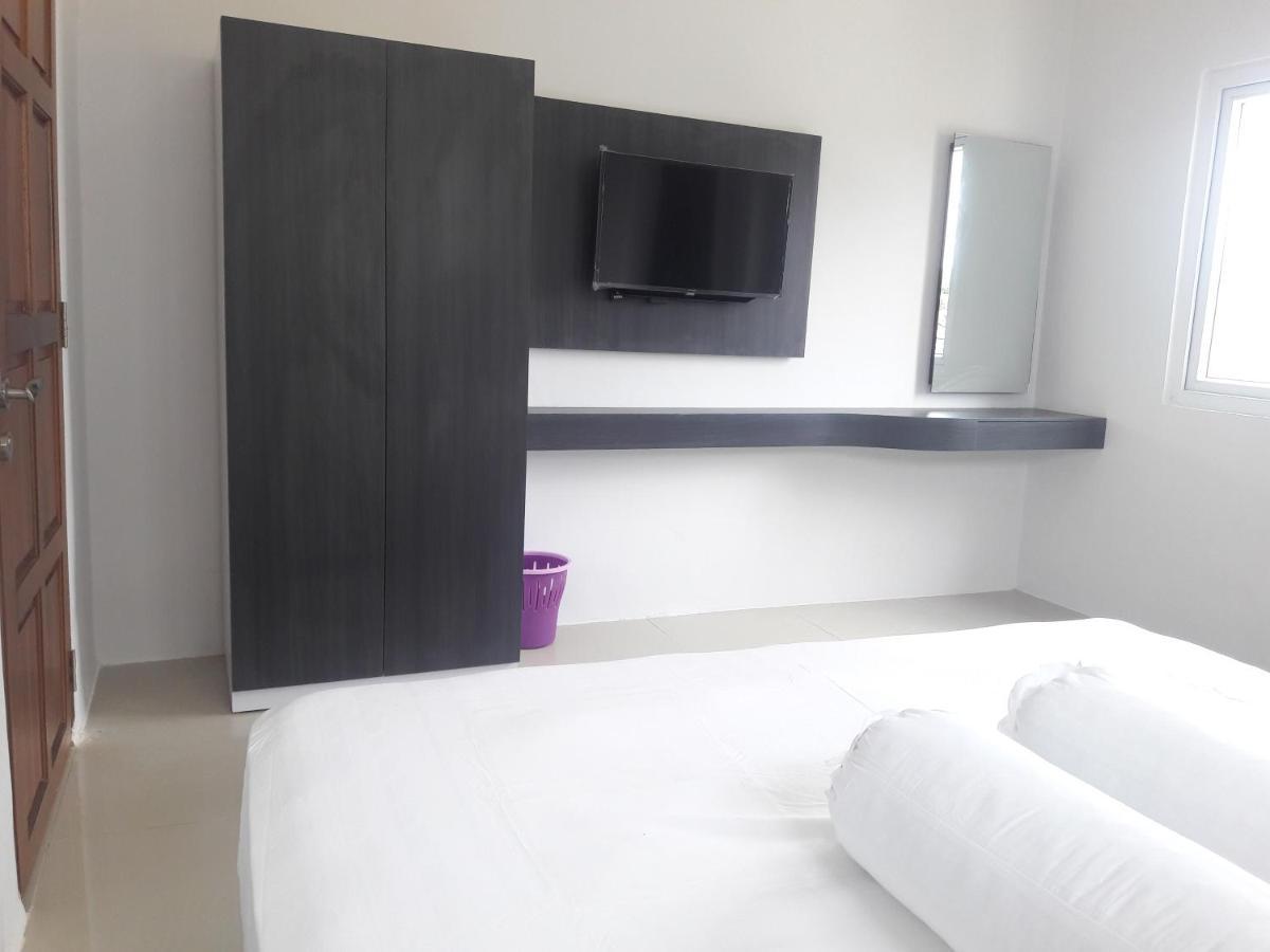 Azalia Residence Palembang Exterior photo